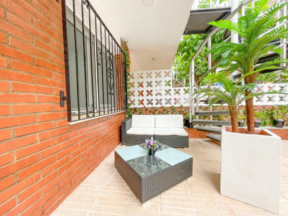 Apartamentos Calamari 1 & 2 Salou Dış mekan fotoğraf