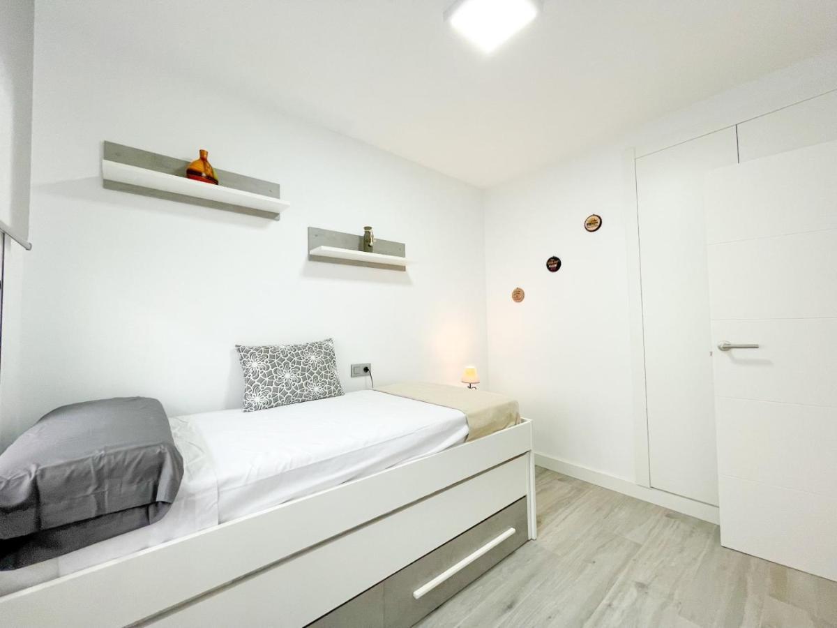 Apartamentos Calamari 1 & 2 Salou Dış mekan fotoğraf