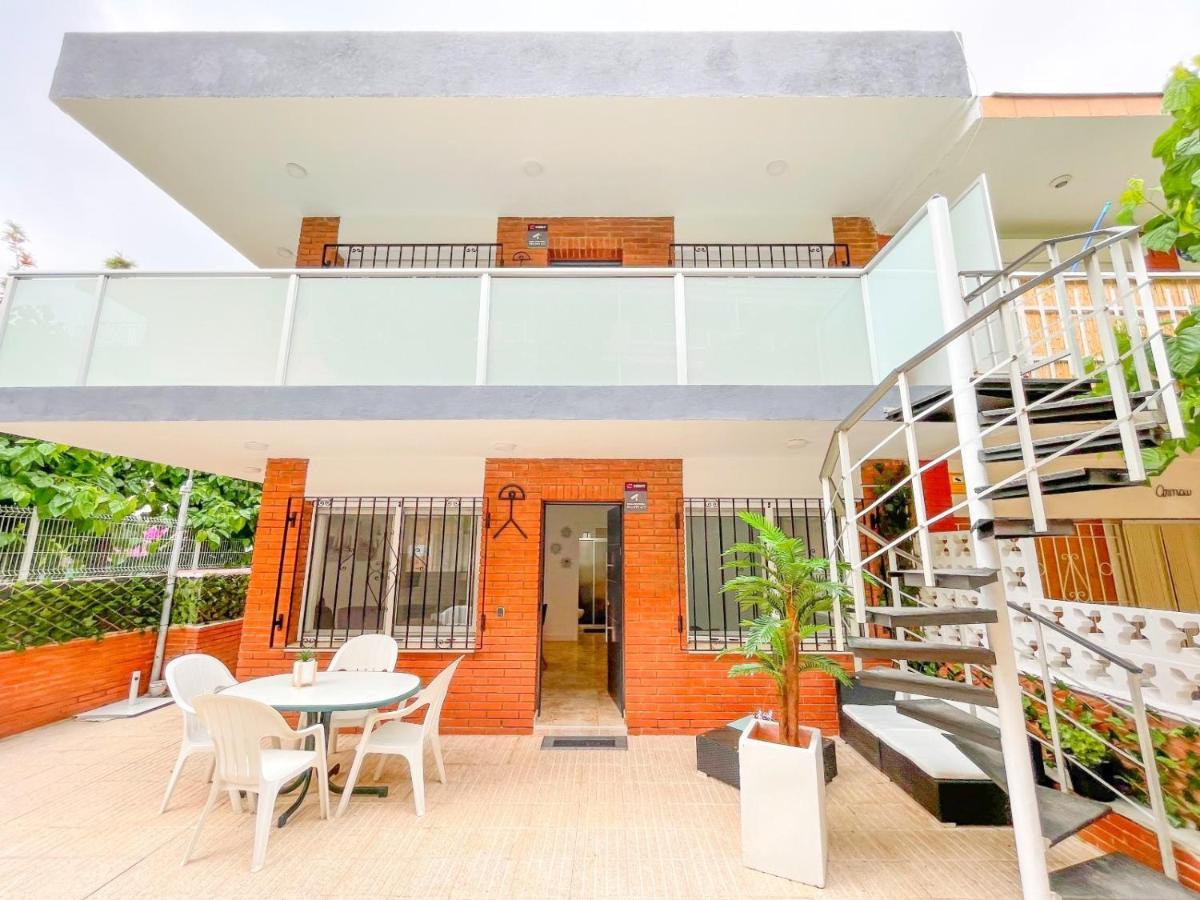 Apartamentos Calamari 1 & 2 Salou Dış mekan fotoğraf